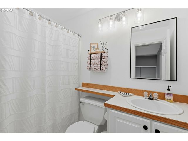 14170 Sw BARROWS Rd 5, Portland, OR 97223