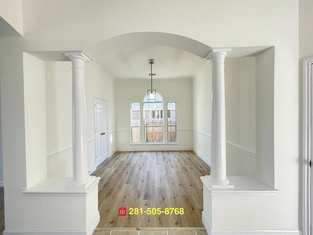 7510 Golden Thistle Lane, Cypress, TX 77433