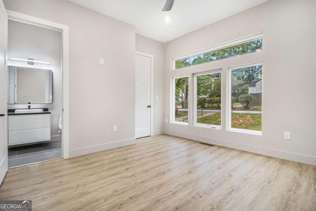 2402 Lynn Iris Drive, Decatur, GA 30032