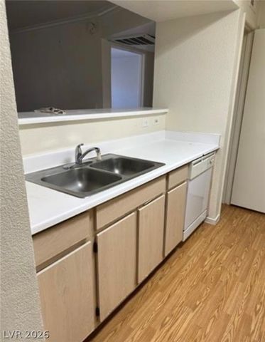 8101 West Flamingo Road 1073, Las Vegas, NV 89147