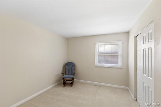 32 Normandy Drive, Lake St Louis, MO 63367