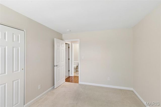 32 Normandy Drive, Lake St Louis, MO 63367