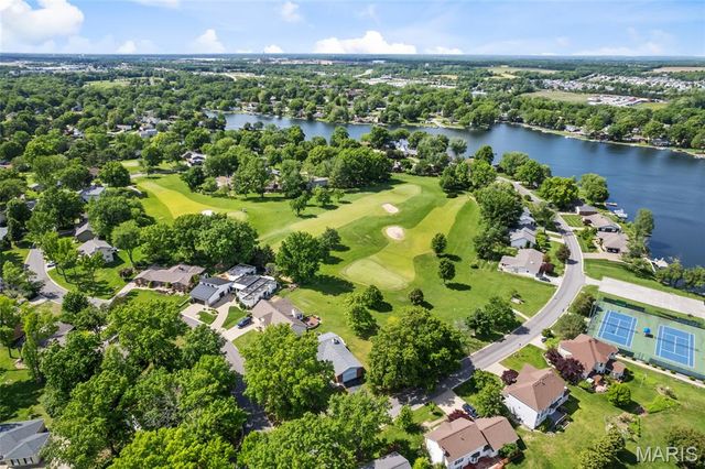 32 Normandy Drive, Lake St Louis, MO 63367