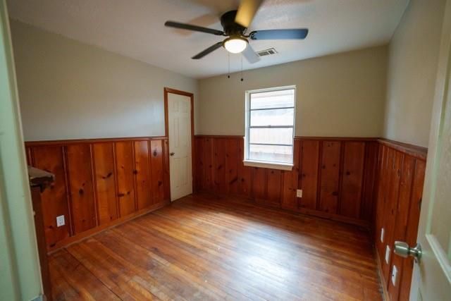 1904 Edgehill Road, Pasadena, TX 77502