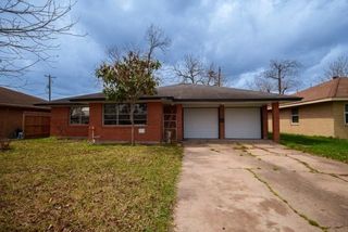 1904 Edgehill Road, Pasadena, TX 77502