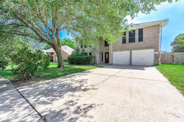1835 Taylor Creek Drive, Fresno, TX 77545