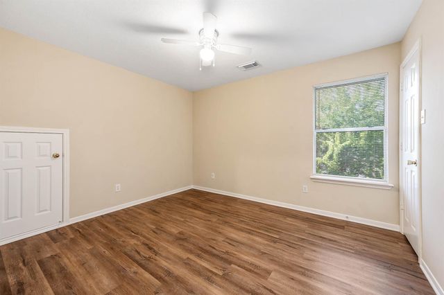 1835 Taylor Creek Drive, Fresno, TX 77545