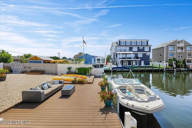 774 Nassau Drive, Toms River, NJ 08753