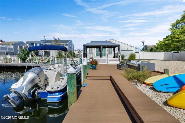 774 Nassau Drive, Toms River, NJ 08753