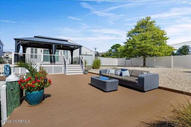 774 Nassau Drive, Toms River, NJ 08753