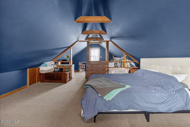 1221 Vinewood Avenue, Rotterdam, NY 12306