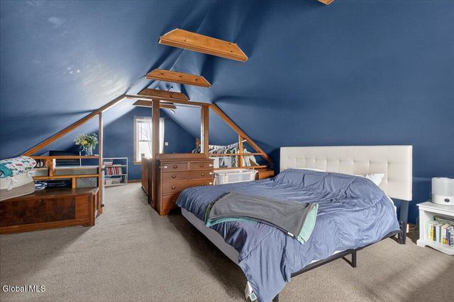 1221 Vinewood Avenue, Rotterdam, NY 12306