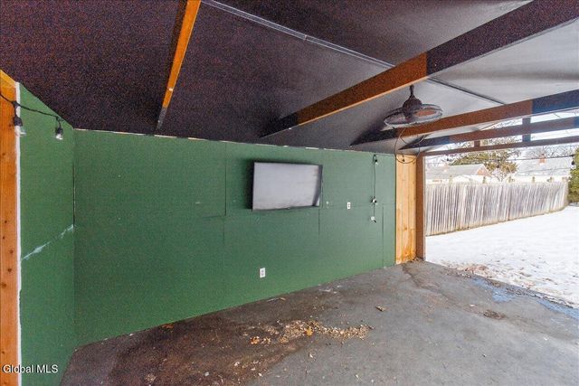 1221 Vinewood Avenue, Rotterdam, NY 12306