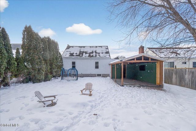 1221 Vinewood Avenue, Rotterdam, NY 12306