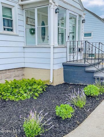 1221 Vinewood Avenue, Rotterdam, NY 12306