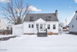 1221 Vinewood Avenue, Rotterdam, NY 12306