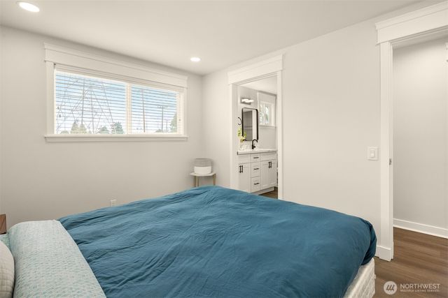 5306 26th Avenue S, Seattle, WA 98110