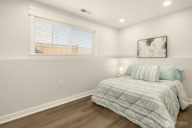 5306 26th Avenue S, Seattle, WA 98110