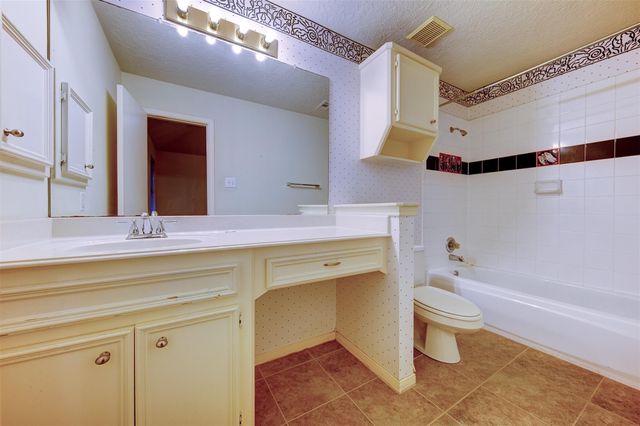 817 Cedar Street, Deer Park, TX 77536