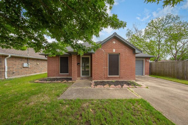 817 Cedar Street, Deer Park, TX 77536