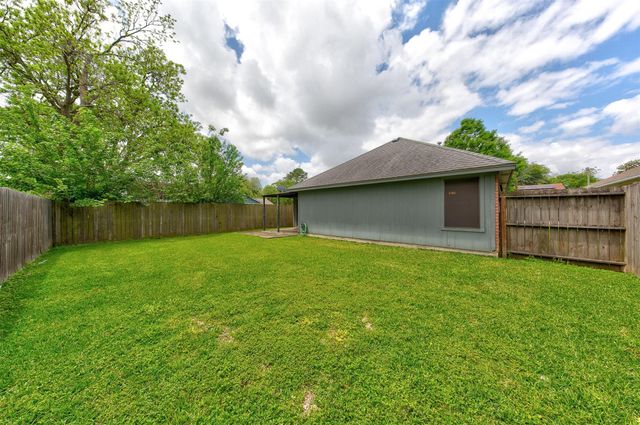 817 Cedar Street, Deer Park, TX 77536