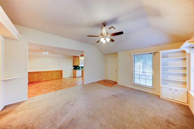 817 Cedar Street, Deer Park, TX 77536