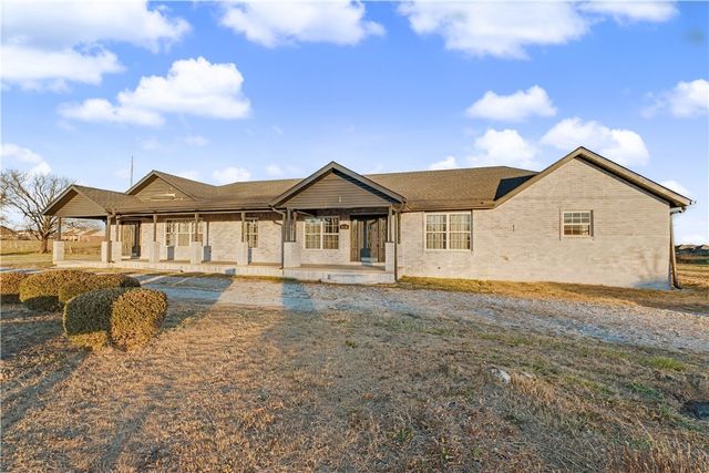 974 Main Street, Centerton, AR 72719