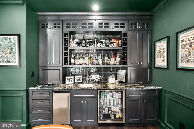 139 RHOADS AVE, Haddonfield, NJ 08033