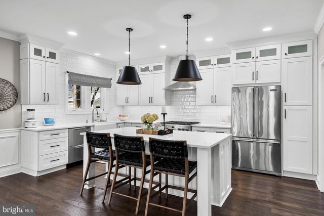 139 RHOADS AVE, Haddonfield, NJ 08033