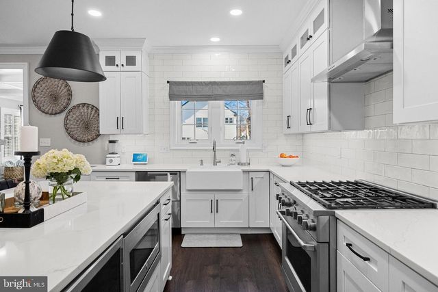 139 RHOADS AVE, Haddonfield, NJ 08033