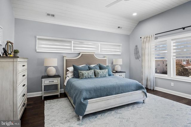 139 RHOADS AVE, Haddonfield, NJ 08033