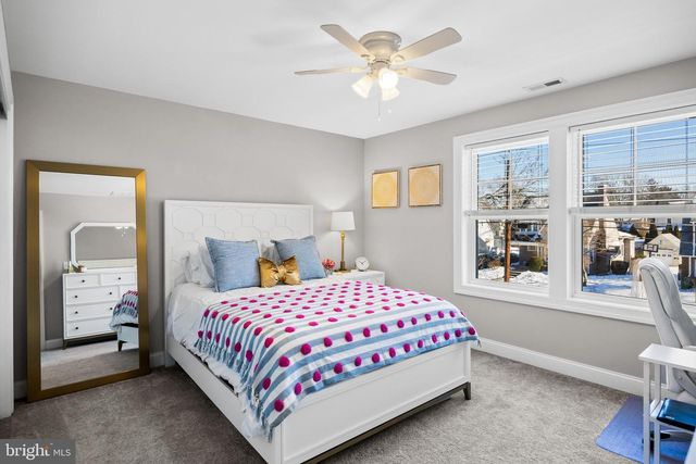 139 RHOADS AVE, Haddonfield, NJ 08033