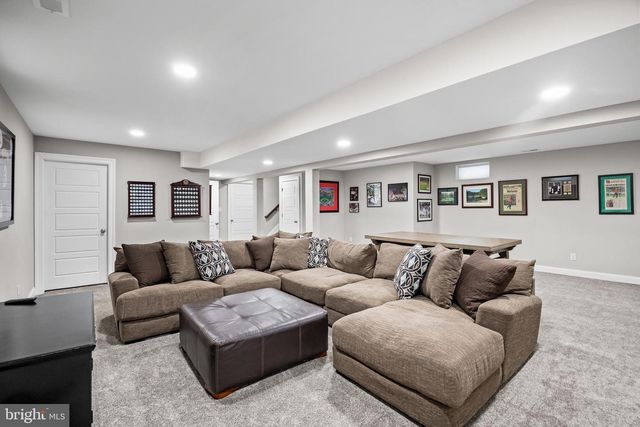 139 RHOADS AVE, Haddonfield, NJ 08033