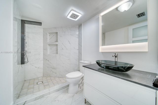 9151 W Sunrise Blvd, Plantation, FL 33322