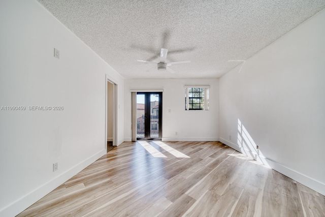 9151 W Sunrise Blvd, Plantation, FL 33322