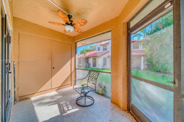 9151 W Sunrise Blvd, Plantation, FL 33322