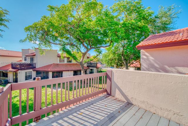 9151 W Sunrise Blvd, Plantation, FL 33322