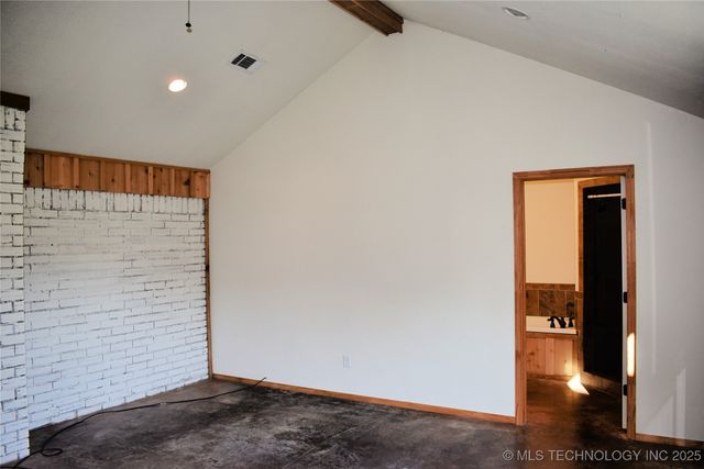 412098 E 1920 Road, Antlers, OK 74523