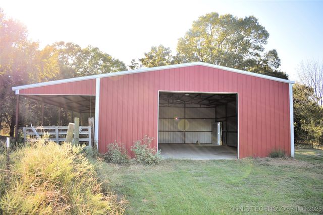 412098 E 1920 Road, Antlers, OK 74523