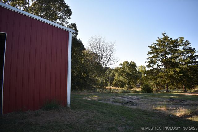412098 E 1920 Road, Antlers, OK 74523