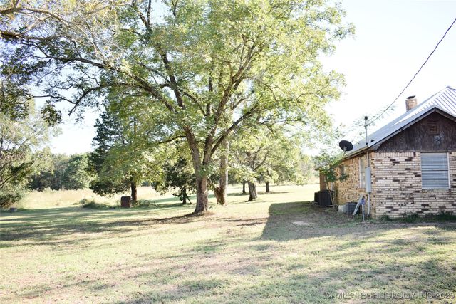 412098 E 1920 Road, Antlers, OK 74523