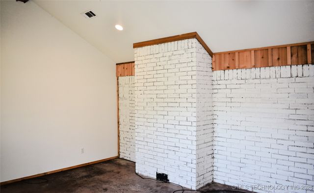 412098 E 1920 Road, Antlers, OK 74523