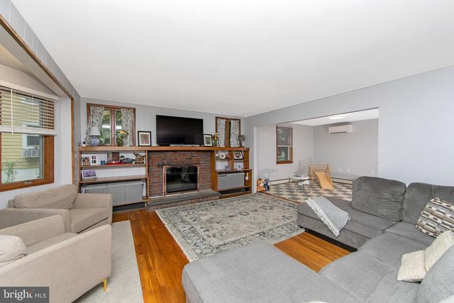 207 HAMILTON AVE, Merchantville, NJ 08109