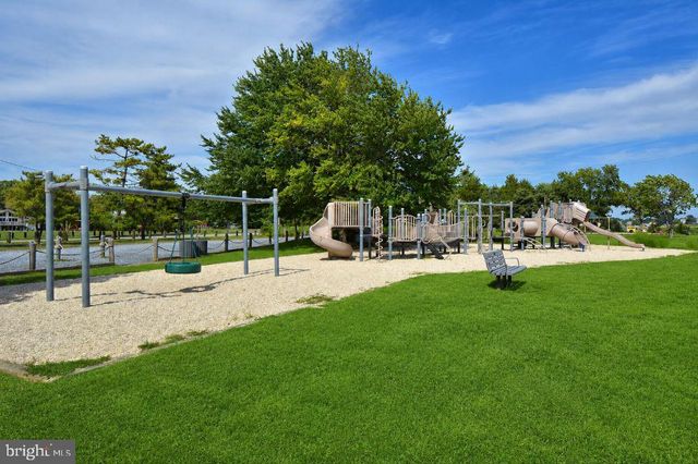 406 HOLLY DR, Annapolis, MD 21403