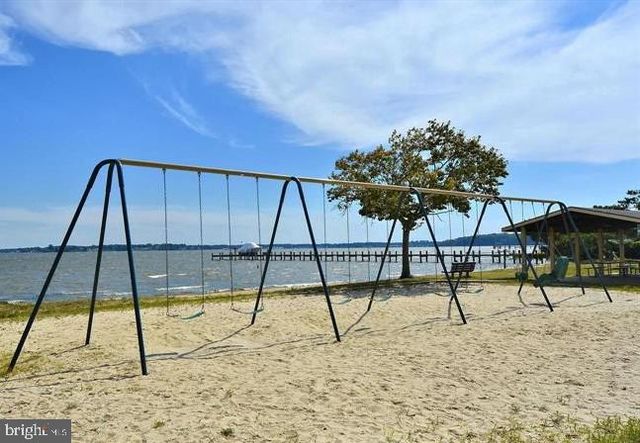 406 HOLLY DR, Annapolis, MD 21403
