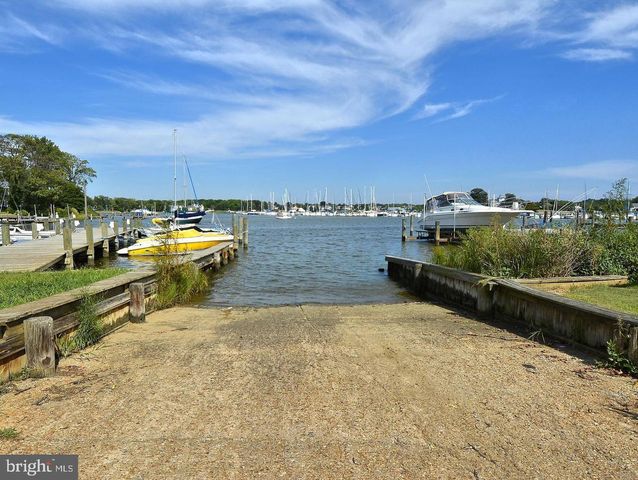 406 HOLLY DR, Annapolis, MD 21403