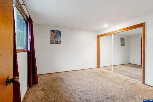 4515 Lark Ct NE, Salem, OR 97301