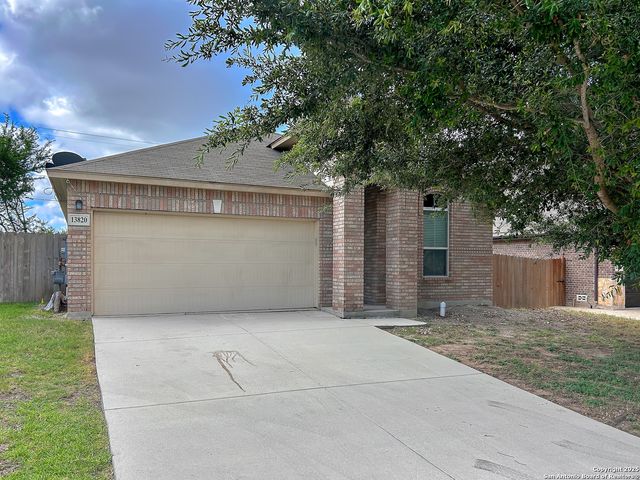 13820 Blakeville, Live Oak, TX 78233