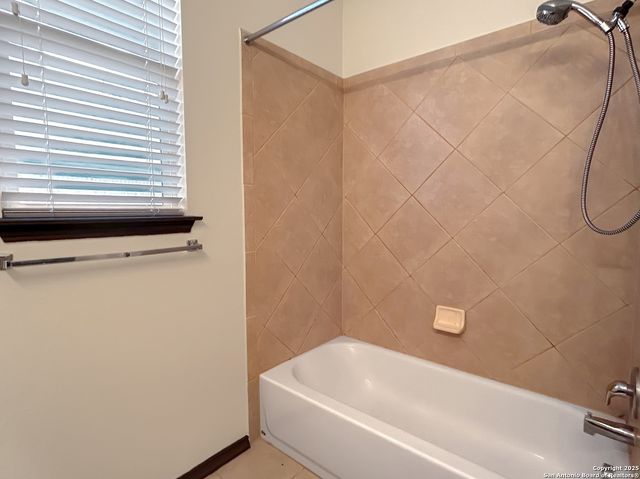 13820 Blakeville, Live Oak, TX 78233