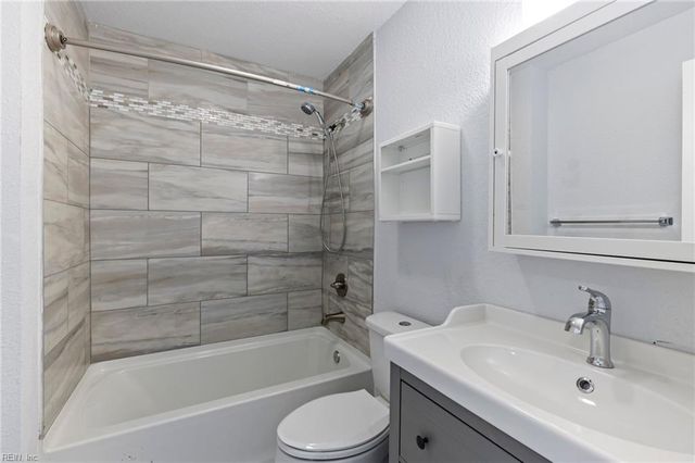 3361 Morningside DR, Chesapeake, VA 23321